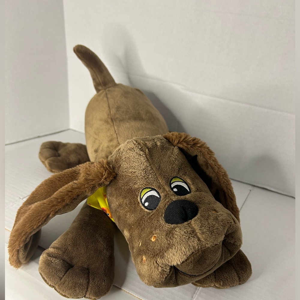 POUND PUPPY Brown Hound Dog Soft Plush Big Floppy Ears 2023 Re-Boot